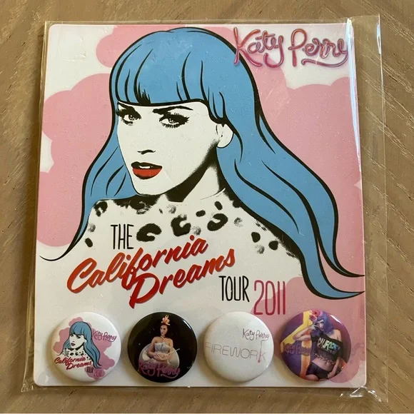 KATY PERRY Teenage Dream The California Dreams Tour 2011 Button Pin Set of 4 NEW - Picture 1 of 6